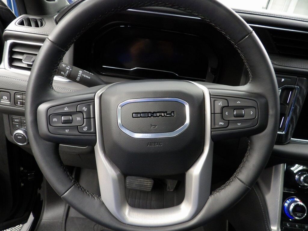 2024 GMC Yukon Denali 4WD 7 Passenger Fond du Lac WI