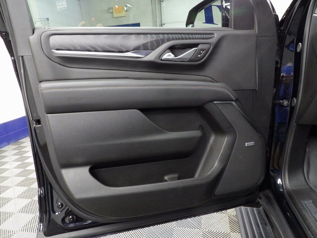 2024 GMC Yukon Denali 4WD 7 Passenger Fond du Lac WI
