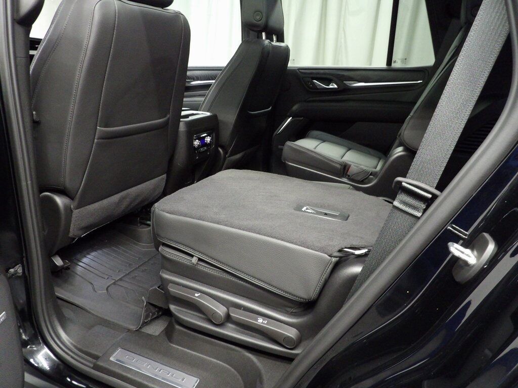 2024 GMC Yukon Denali 4WD 7 Passenger Fond du Lac WI