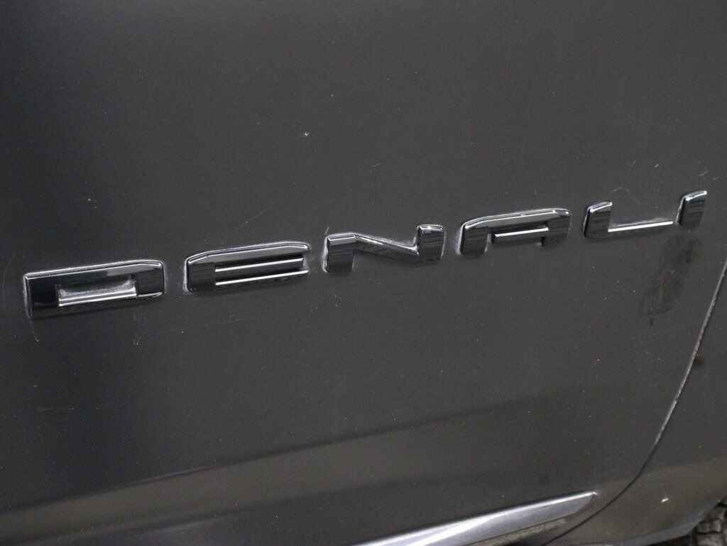 2024 GMC Yukon Denali 4WD Fond du Lac WI
