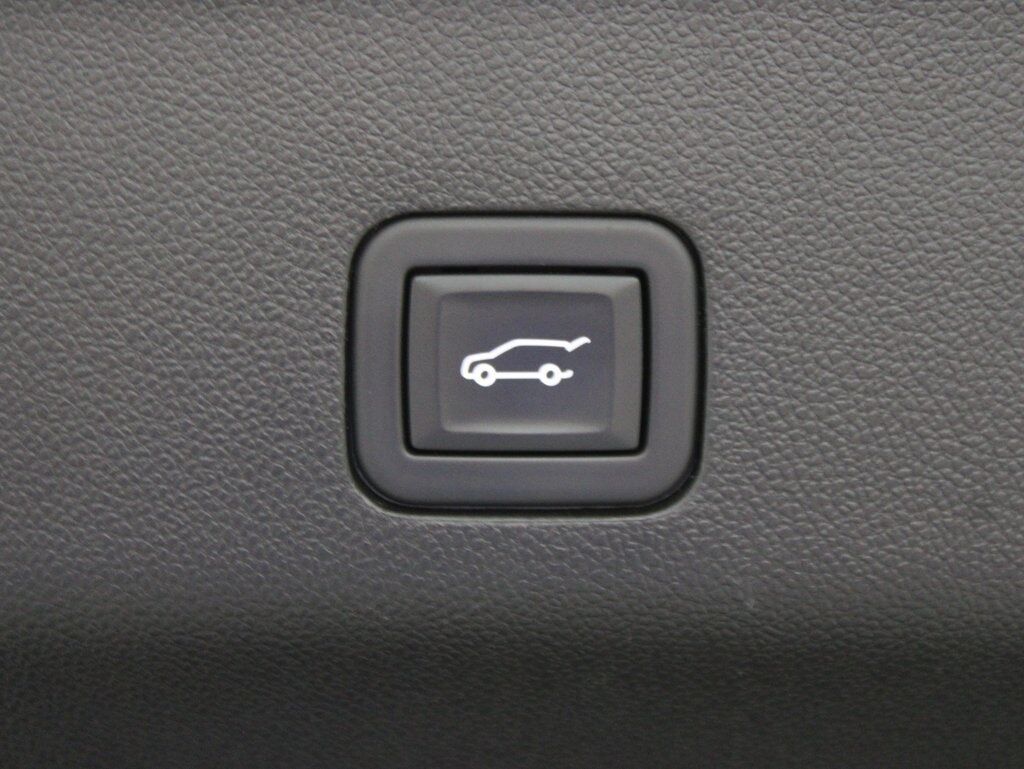 2024 GMC Yukon Denali 4WD Fond du Lac WI