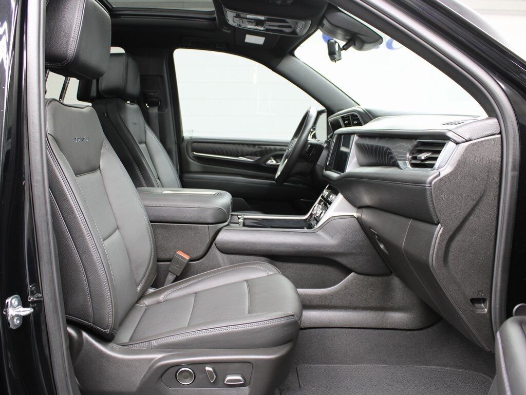 2024 GMC Yukon Denali 4WD Fond du Lac WI