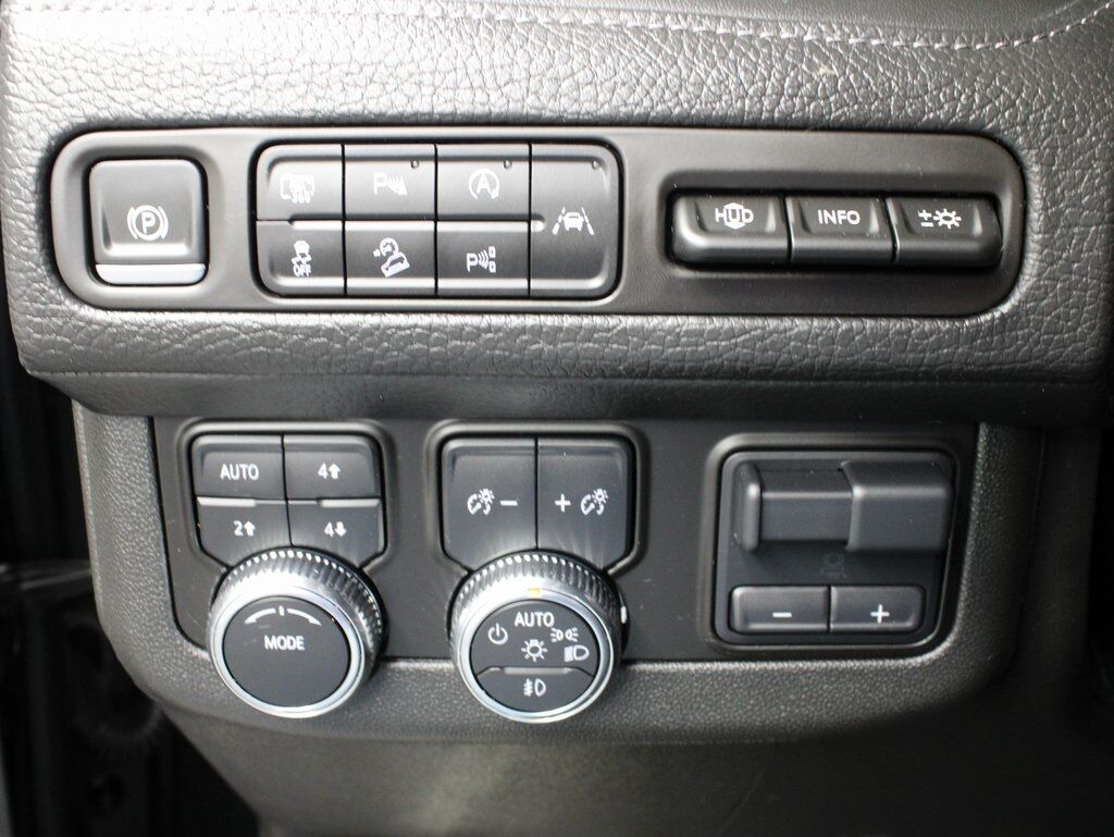 2024 GMC Yukon Denali 4WD Fond du Lac WI