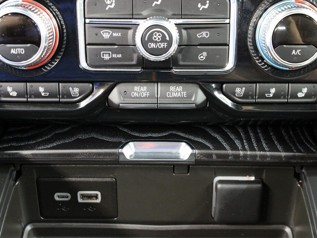 2024 GMC Yukon Denali 4WD Fond du Lac WI