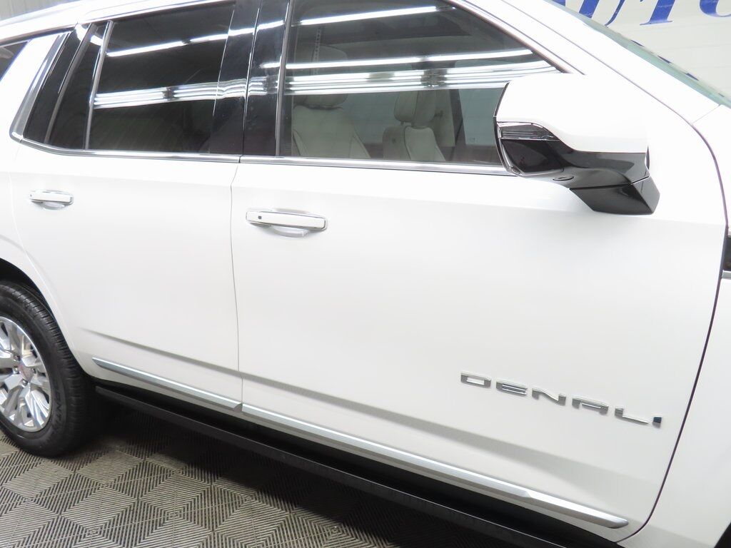 2024 GMC Yukon Denali 4WD Fond du Lac WI