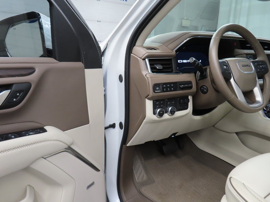 2024 GMC Yukon Denali 4WD Fond du Lac WI