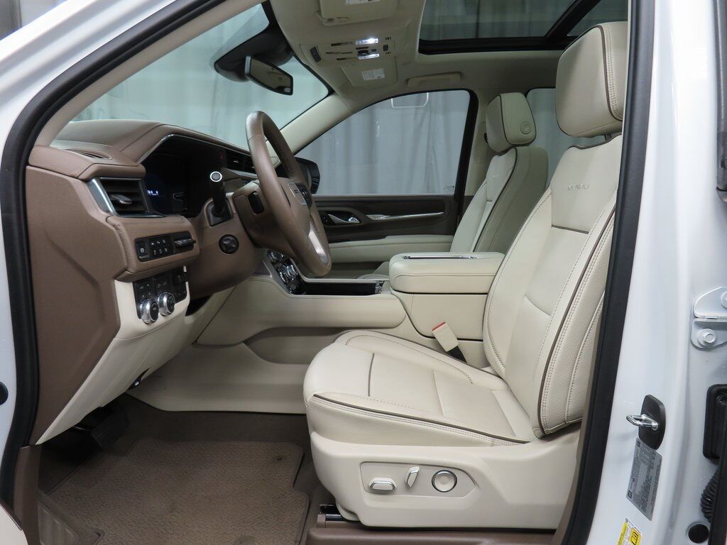 2024 GMC Yukon Denali 4WD Fond du Lac WI