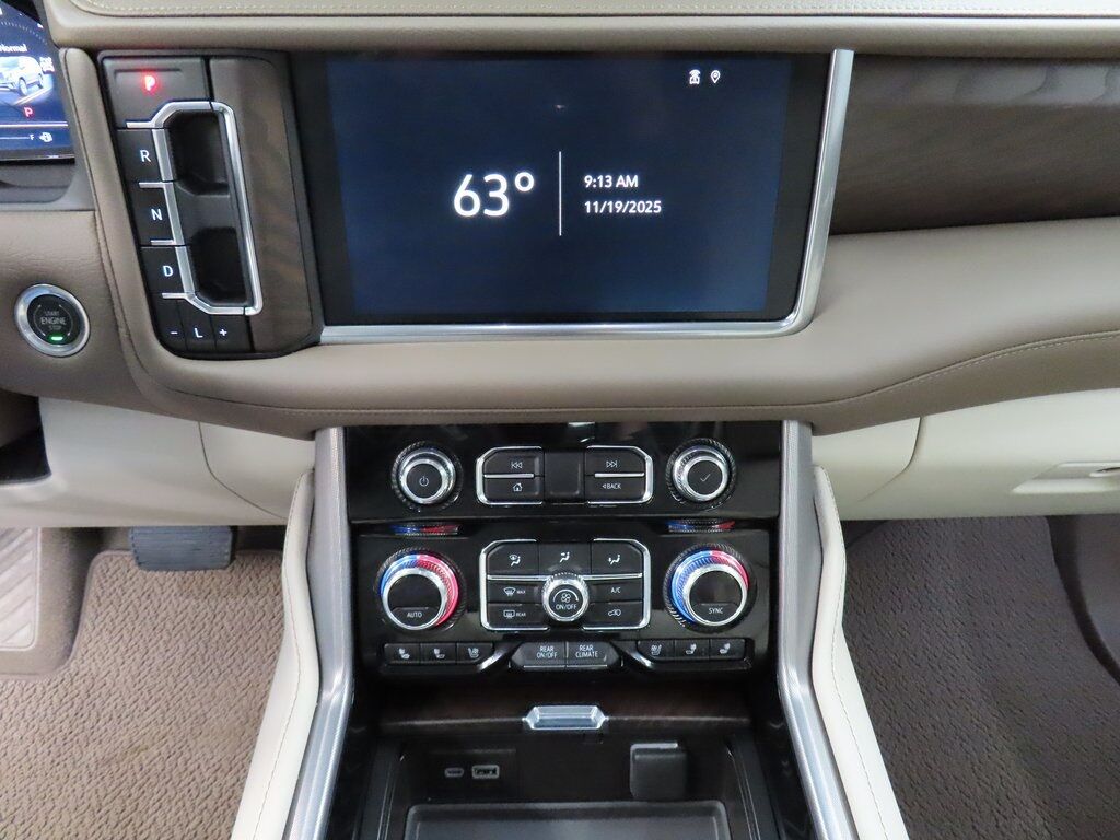 2024 GMC Yukon Denali 4WD Fond du Lac WI