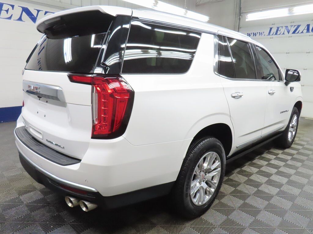 2024 GMC Yukon Denali 4WD Fond du Lac WI