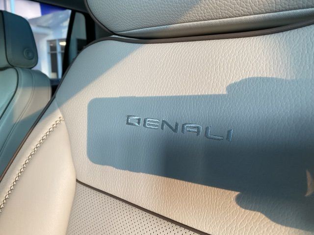 2024 GMC Yukon Denali Raleigh NC