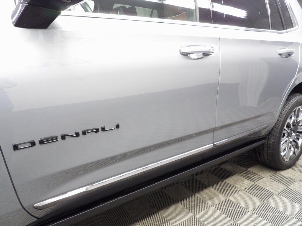 2024 GMC Yukon Denali Ultimate 4WD Fond du Lac WI