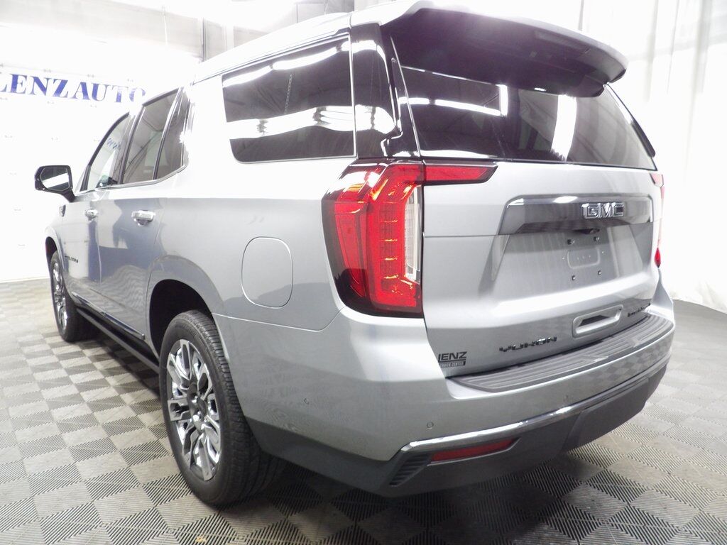 2024 GMC Yukon Denali Ultimate 4WD Fond du Lac WI