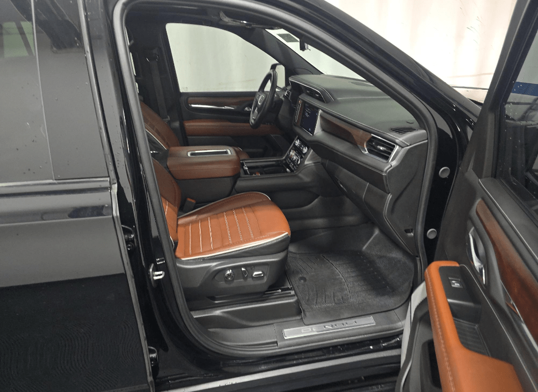 2024 GMC Yukon Denali Ultimate Massage Seats Adaptive Cruise Portland OR