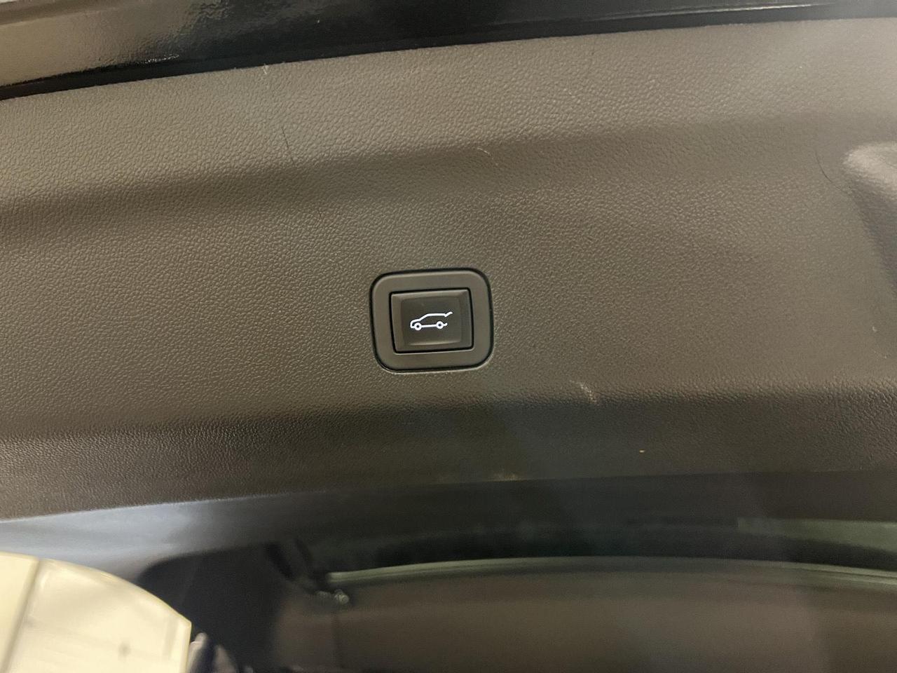 2024 GMC Yukon Denali Ultimate Parker CO