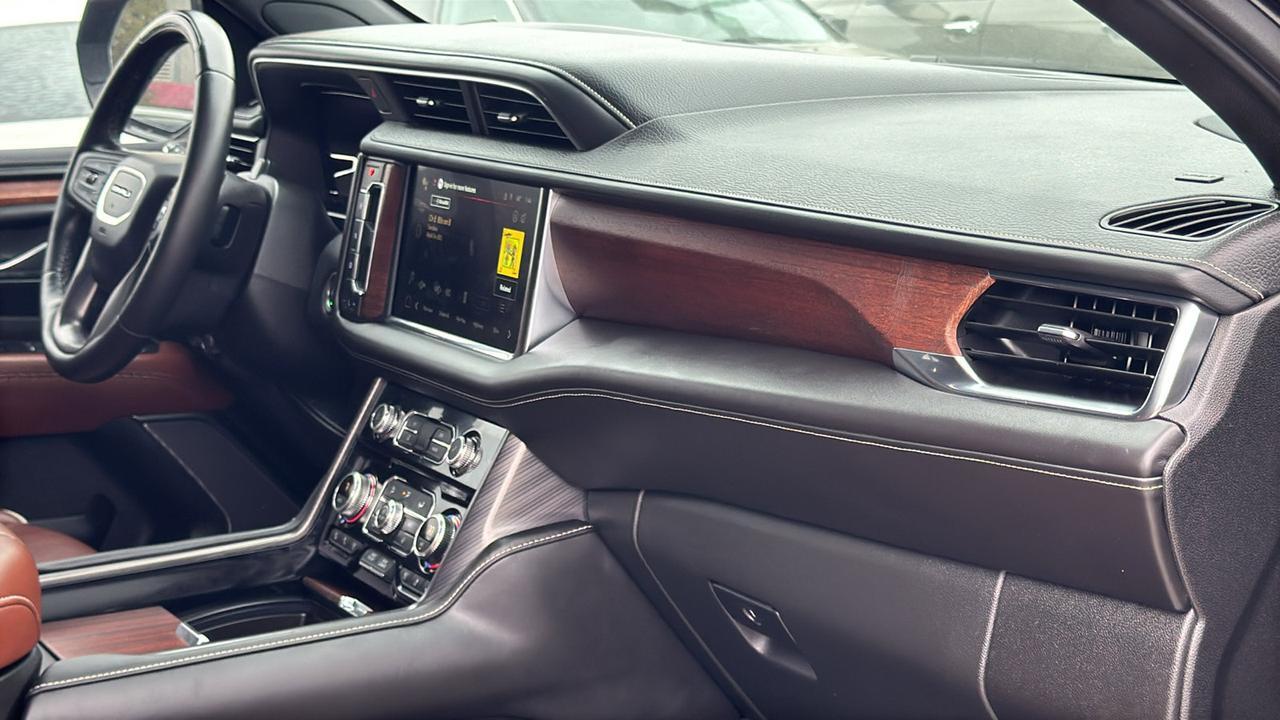 2024 GMC Yukon Denali Ultimate  Selma TX