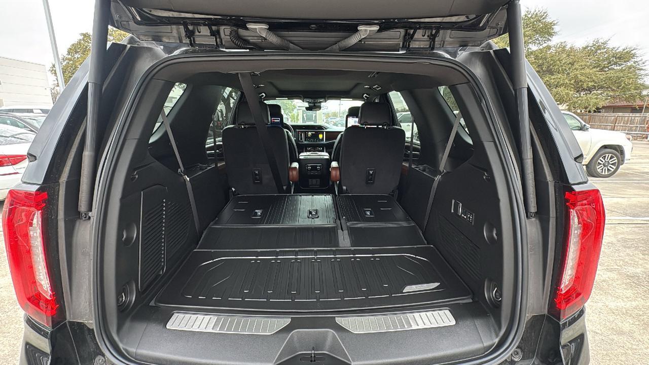 2024 GMC Yukon Denali Ultimate  Selma TX