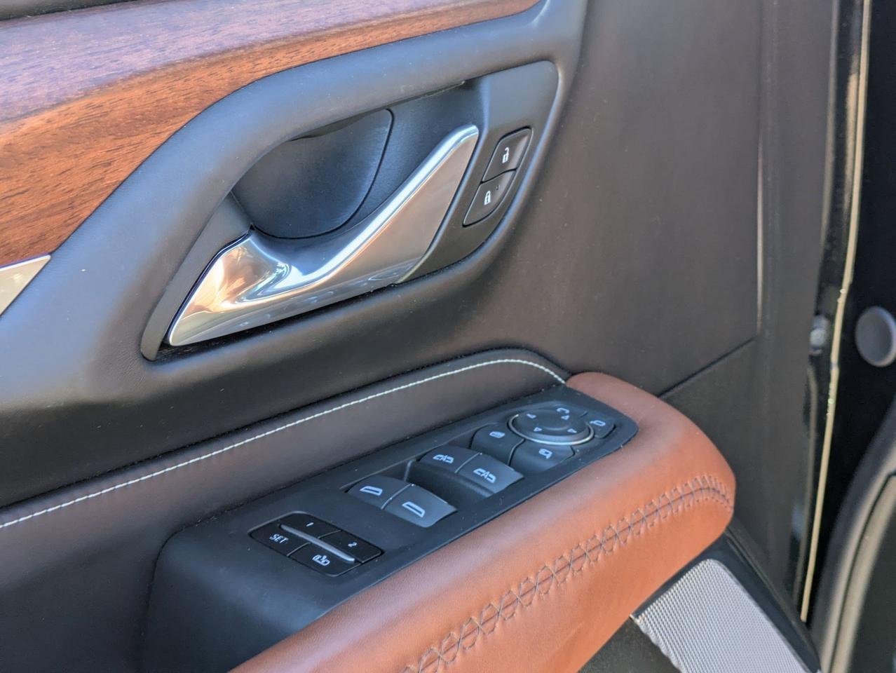 2024 GMC Yukon Denali Ultimate Castroville TX