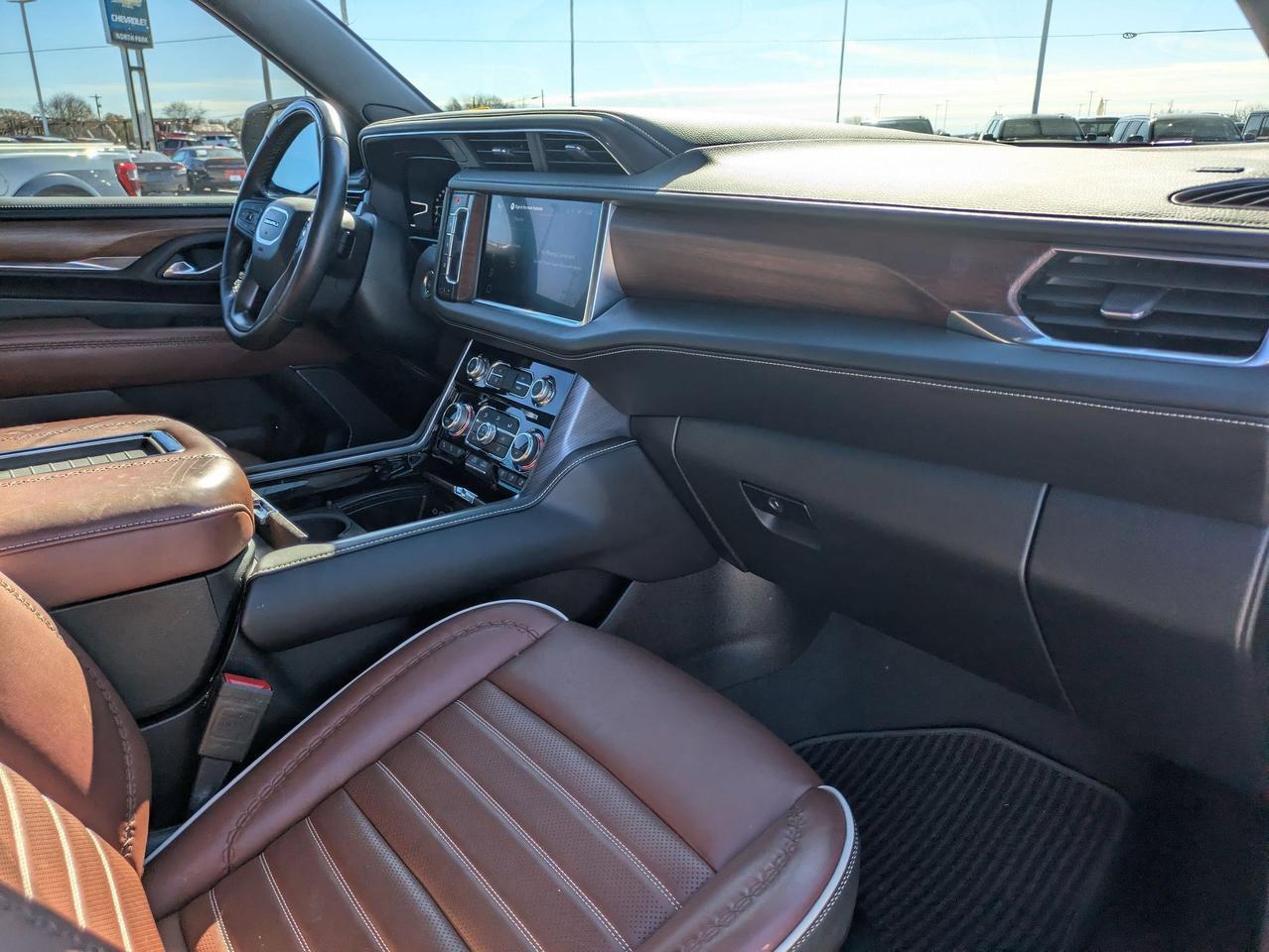 2024 GMC Yukon Denali Ultimate Castroville TX