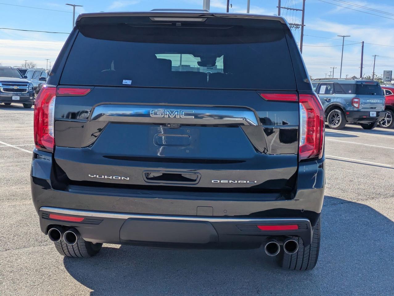 2024 GMC Yukon Denali Ultimate Castroville TX