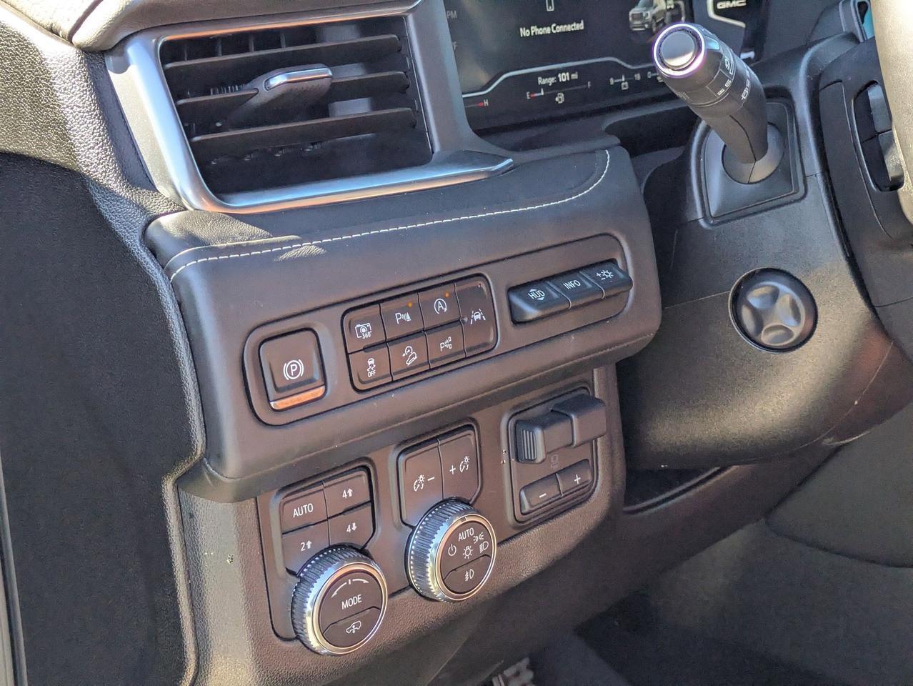 2024 GMC Yukon Denali Ultimate Castroville TX