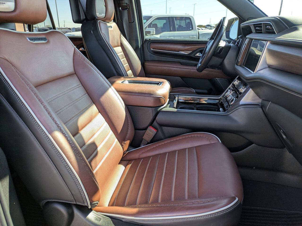 2024 GMC Yukon Denali Ultimate Castroville TX