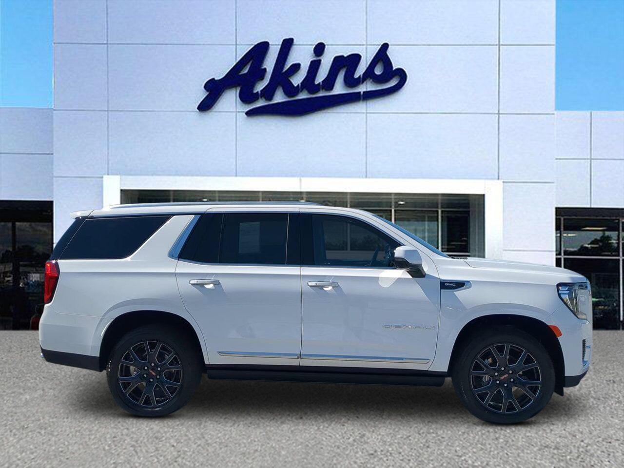 2024 GMC Yukon Denali