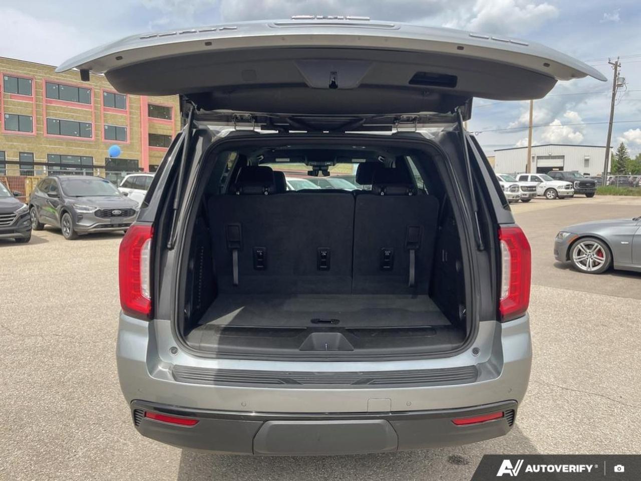 2024 GMC Yukon SLE Edmonton AB