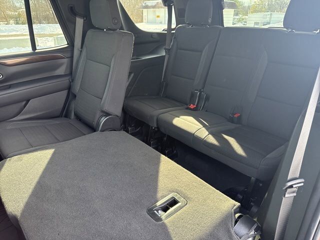 2024 GMC Yukon SLE Carbondale IL