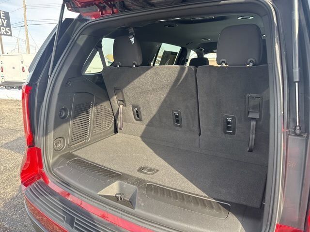 2024 GMC Yukon SLE Carbondale IL