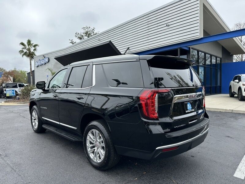 2024 GMC Yukon SLT