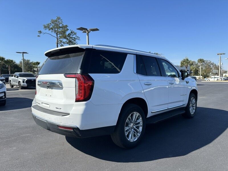 2024 GMC Yukon SLT