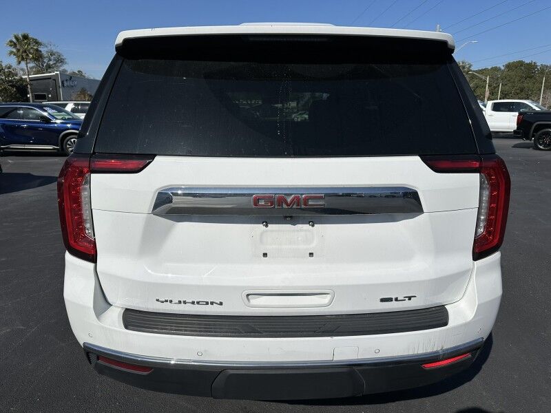 2024 GMC Yukon SLT