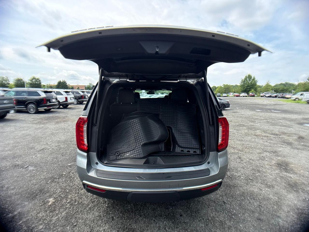 2024 GMC Yukon SLT Chantilly VA