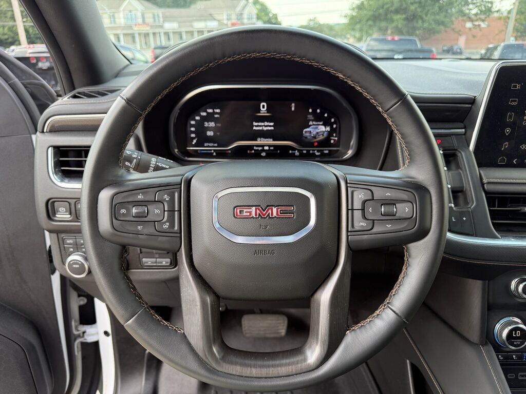2024 GMC Yukon XL AT4 Crestwood KY