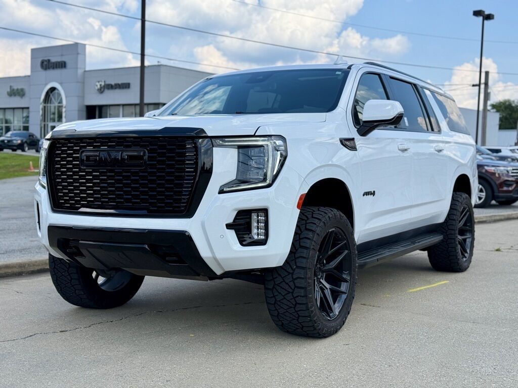 2024 GMC Yukon XL AT4 Crestwood KY