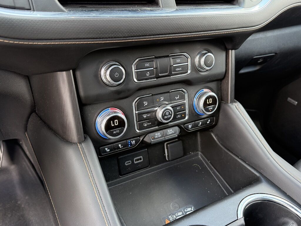 2024 GMC Yukon XL AT4 Crestwood KY