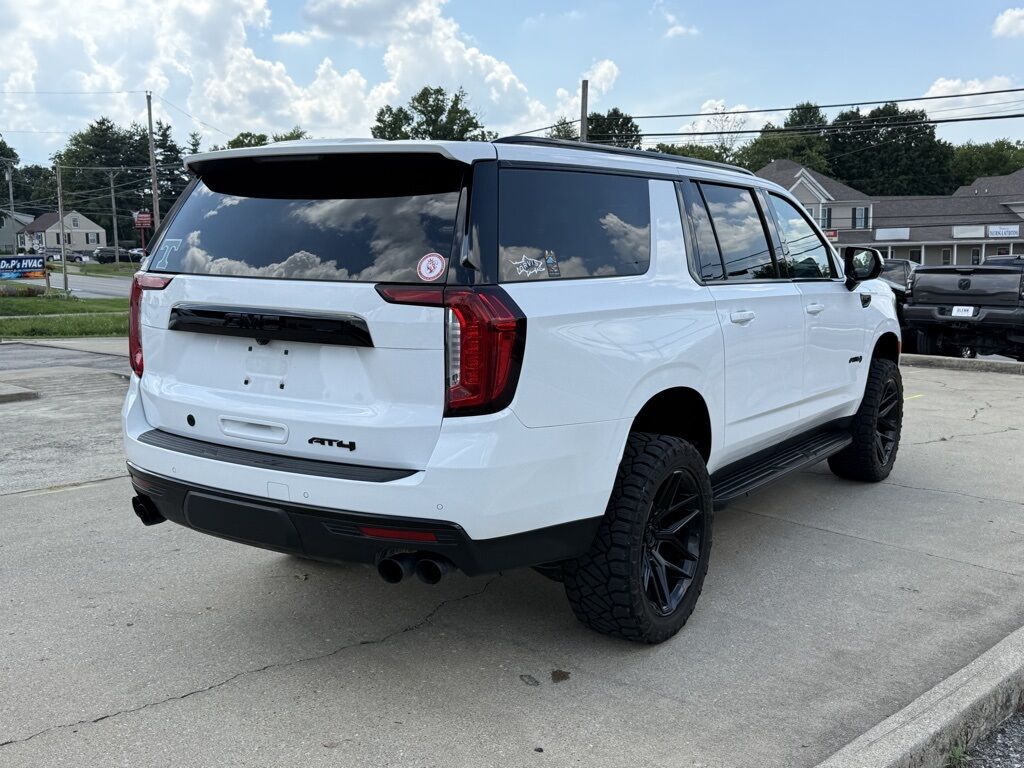 2024 GMC Yukon XL AT4 Crestwood KY