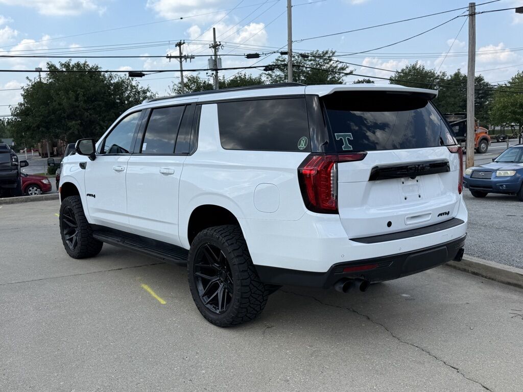 2024 GMC Yukon XL AT4 Crestwood KY