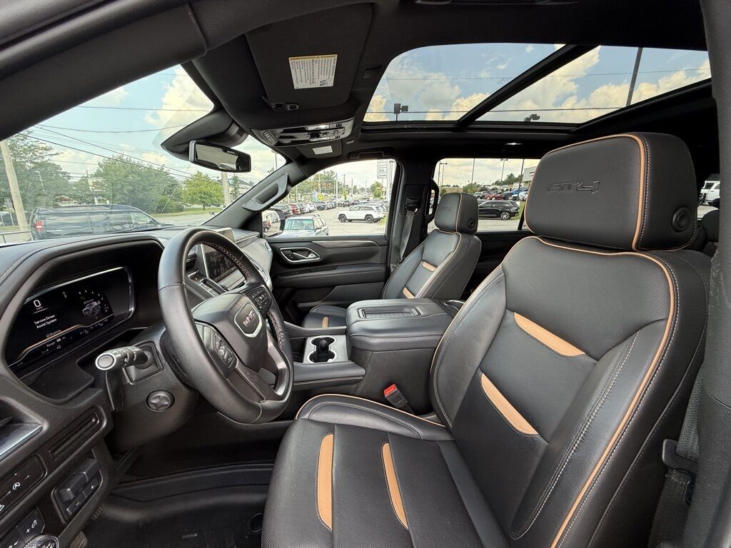 2024 GMC Yukon XL AT4 Crestwood KY