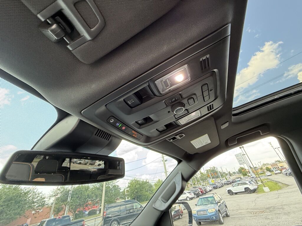2024 GMC Yukon XL AT4 Crestwood KY