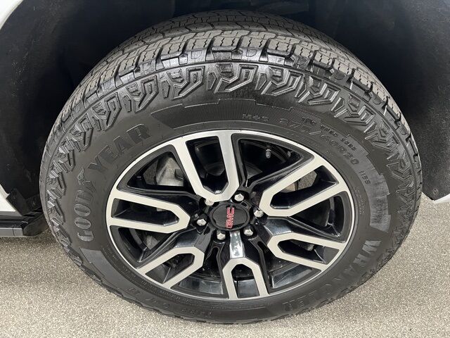 2024 GMC Yukon XL AT4 Loveland CO