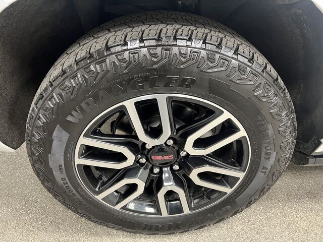 2024 GMC Yukon XL AT4 Loveland CO