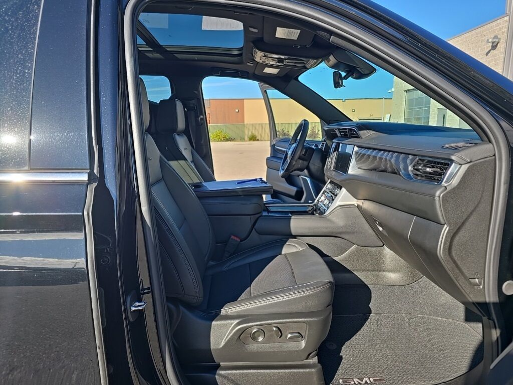 2024 GMC Yukon XL Denali 4WD 7 Passenger Fond du Lac WI