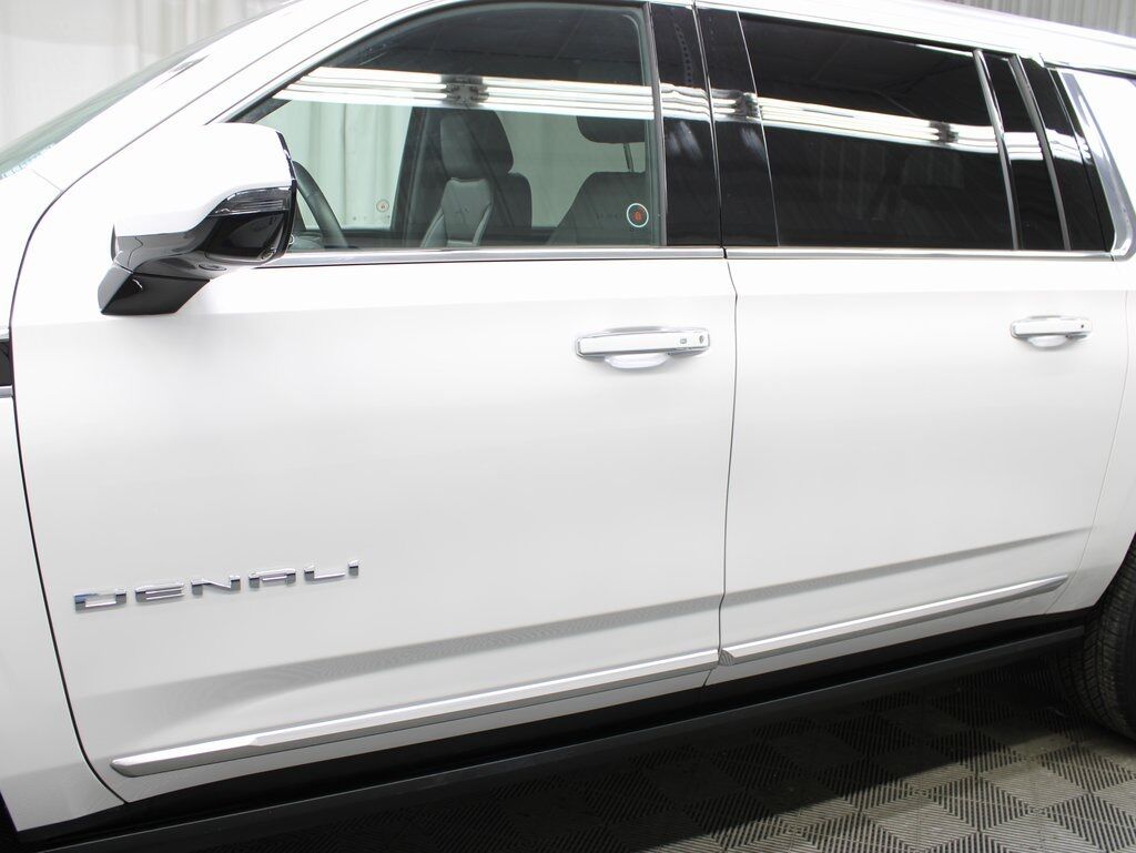 2024 GMC Yukon XL Denali 4WD 7 Passenger Fond du Lac WI