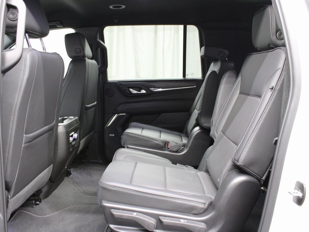 2024 GMC Yukon XL Denali 4WD 7 Passenger Fond du Lac WI