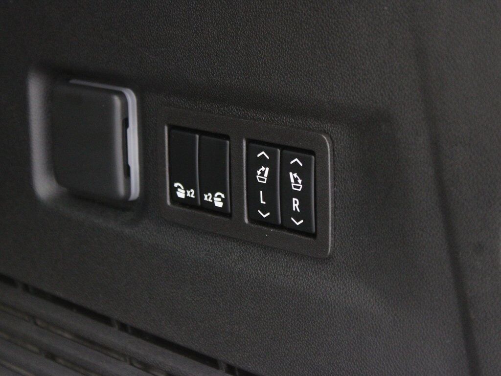 2024 GMC Yukon XL Denali 4WD 7 Passenger Fond du Lac WI
