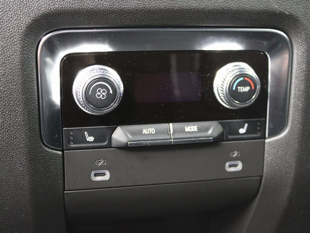 2024 GMC Yukon XL Denali 4WD 7 Passenger Fond du Lac WI
