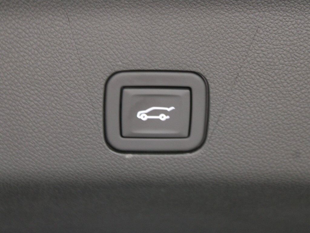 2024 GMC Yukon XL Denali 4WD 7 Passenger Fond du Lac WI
