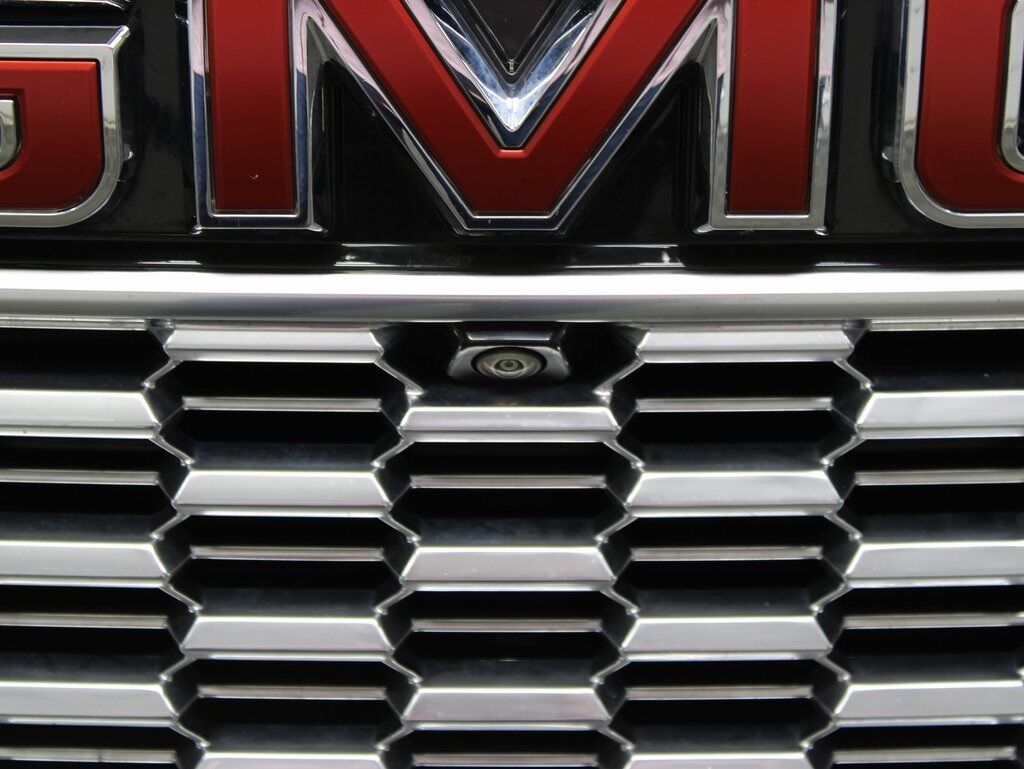 2024 GMC Yukon XL Denali 4WD 7 Passenger Fond du Lac WI