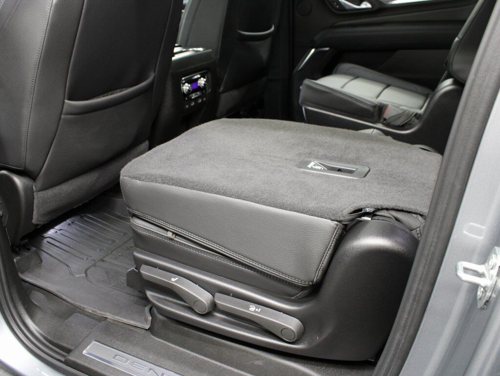 2024 GMC Yukon XL Denali 4WD 7 Passenger Fond du Lac WI